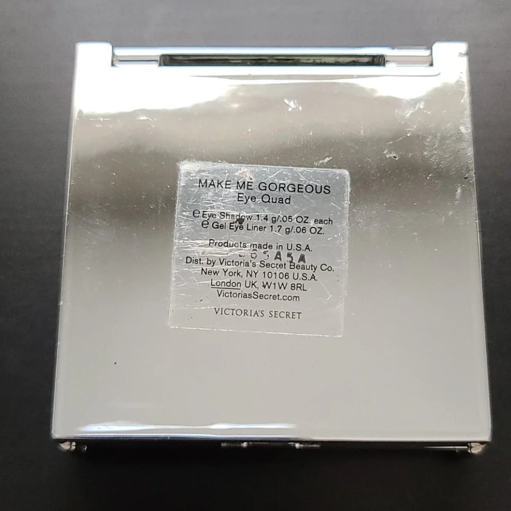 8/29 EYESHADOW PALLET